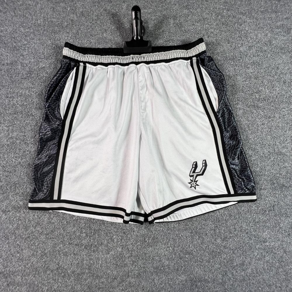 Ultra Game NBA San Antonio Spurs Basketball Team Athletic Shorts Mens L White